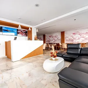Family Aparthotel